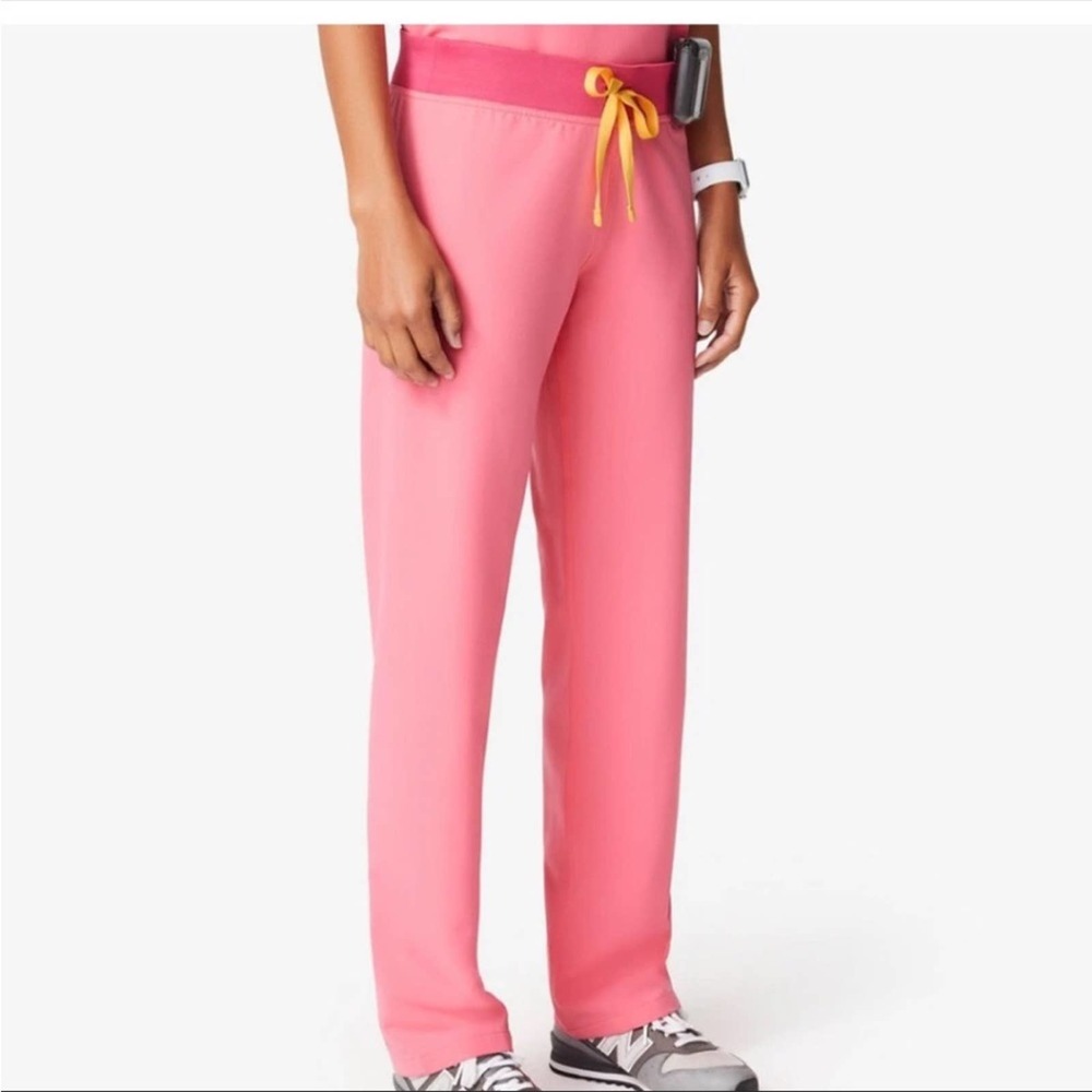 FIGS Womens Livingston Scrub Pants Pink